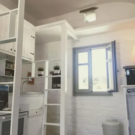 Boutique House With Sea View In Santa Maria Hébergement de vacances *