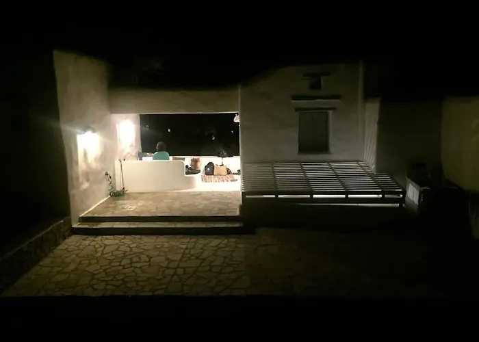 בית נופש Boutique House With Sea View In Santa Maria סנטה מריה